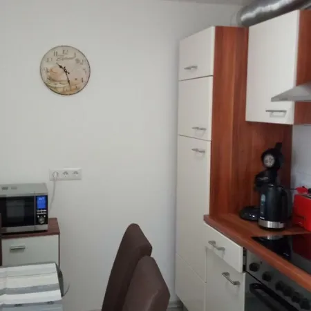 Komfortable شقة *